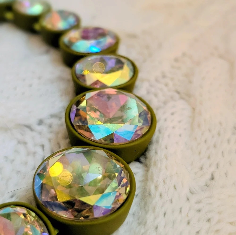 Brûlée J.Crew Olive Green Large Gemstone Necklace - Picture 4 of 7